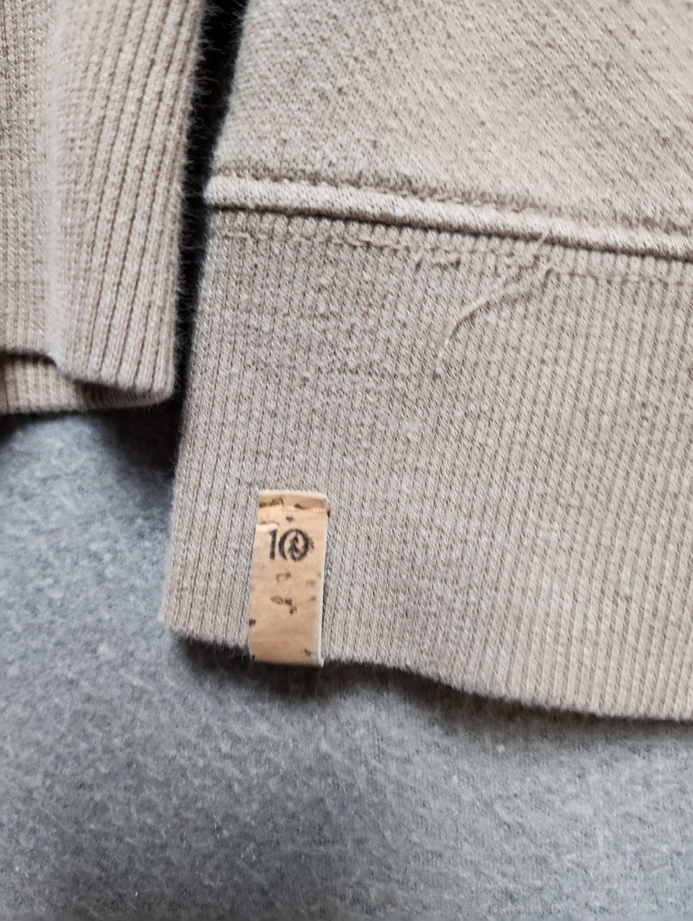 Tentree Beige Quarter-Zip Cropped Sweatshirt Pullover Sz Med - Picture 4 of 15
